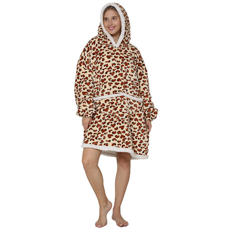 Cross Border Slacker blanket lamb pullover flannel hoodie TV TV blanket hooded Slacker outdoor thermal pajamas